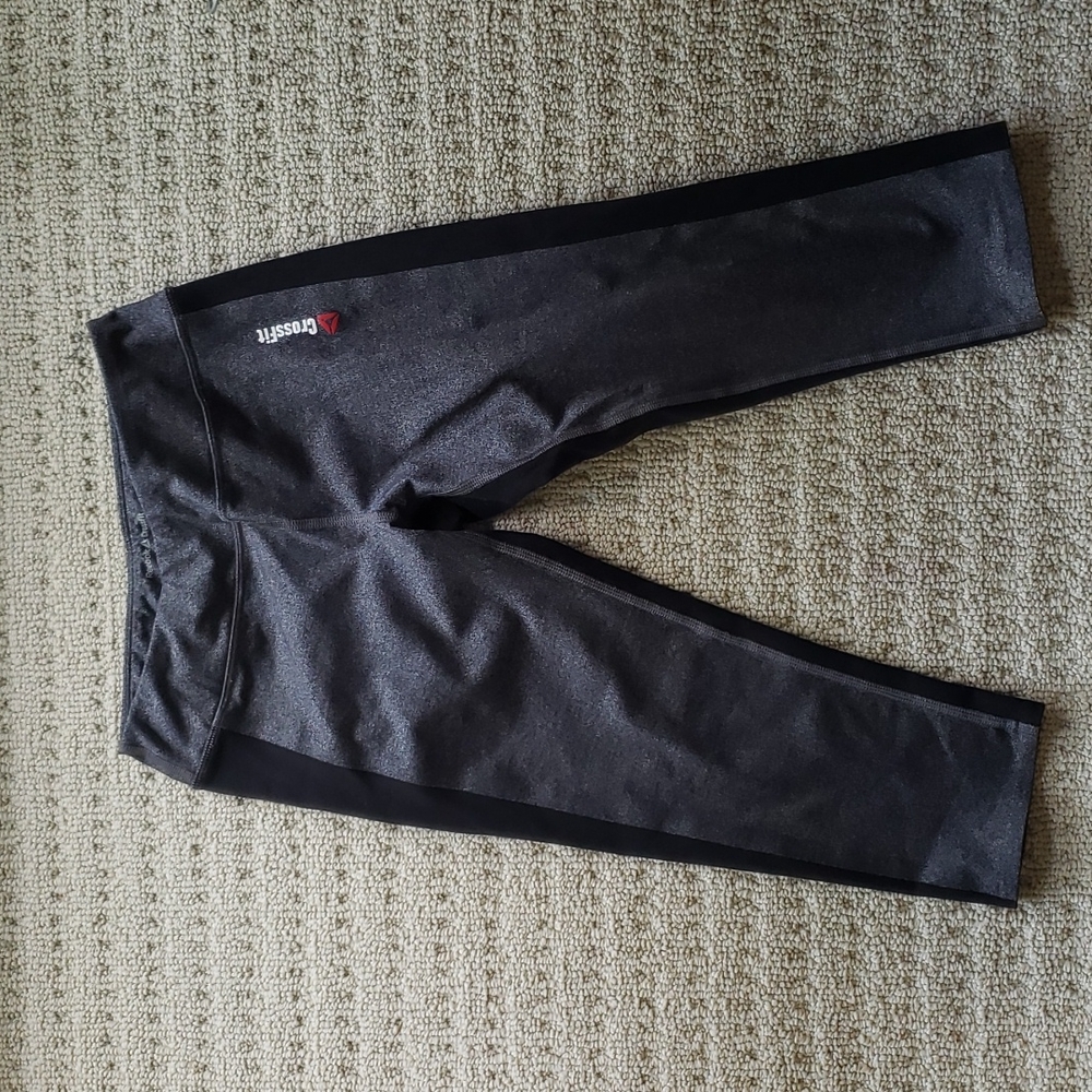 Reebok knee height leggings